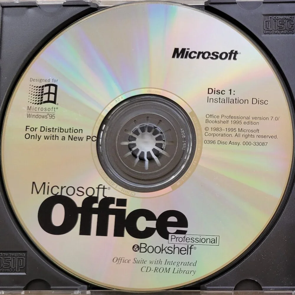 Vintage - Microsoft Office Professional & Bookshelf for Windows 95, 2 CDs, 1995